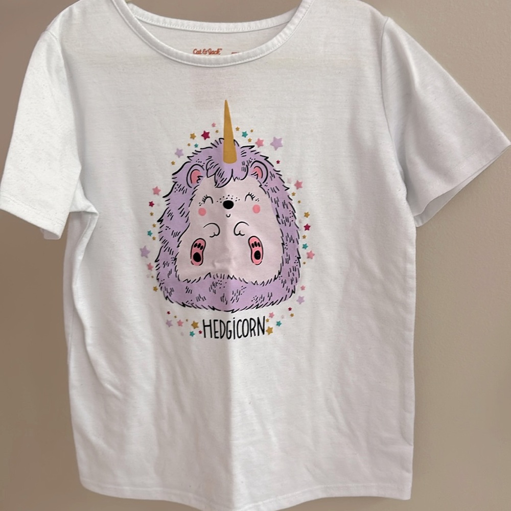 Girls size M7/8 Cat&Jack Hedgicorn shirt